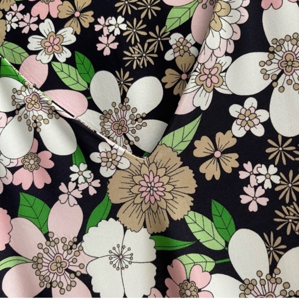 Tommy Hilfiger Short Sleeve Dress Floral V-neck Black Green Pink Tan Size 10 - Picture 6 of 10